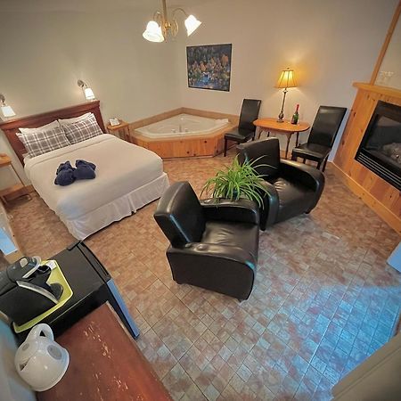 Auberge Spa & Beaux Reves Sainte-Adele Ngoại thất bức ảnh