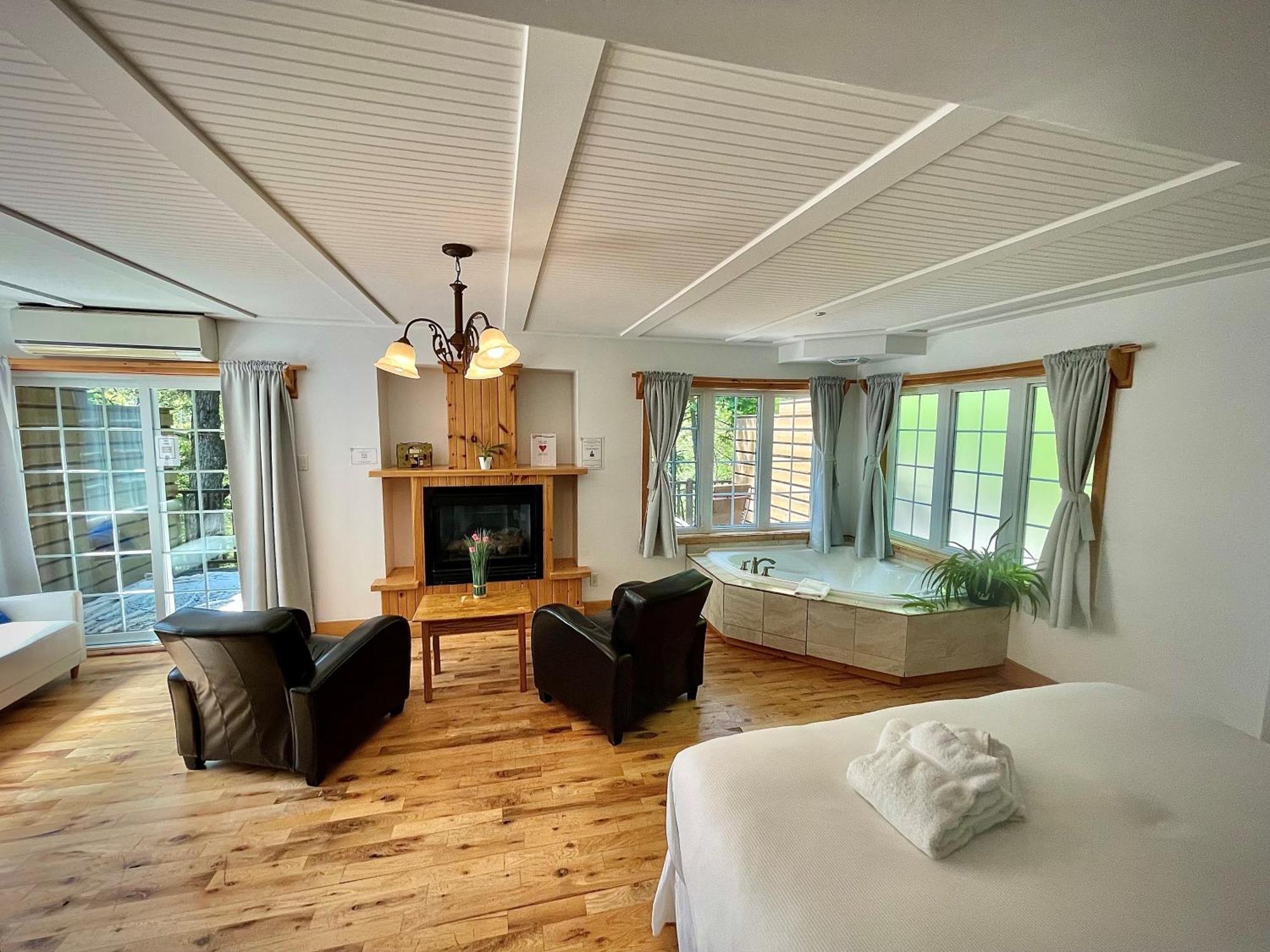 Auberge Spa & Beaux Reves Sainte-Adele Ngoại thất bức ảnh