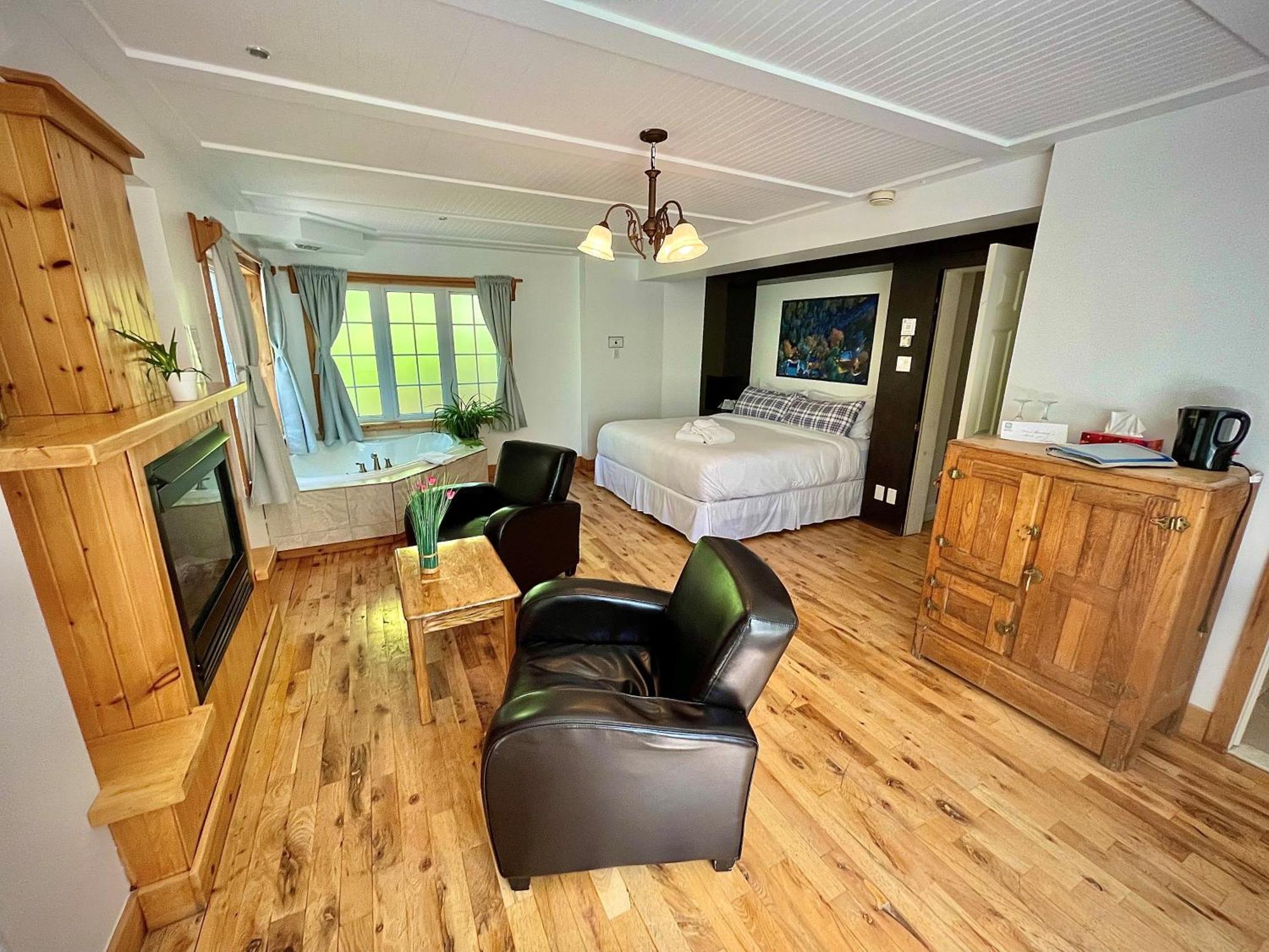 Auberge Spa & Beaux Reves Sainte-Adele Ngoại thất bức ảnh