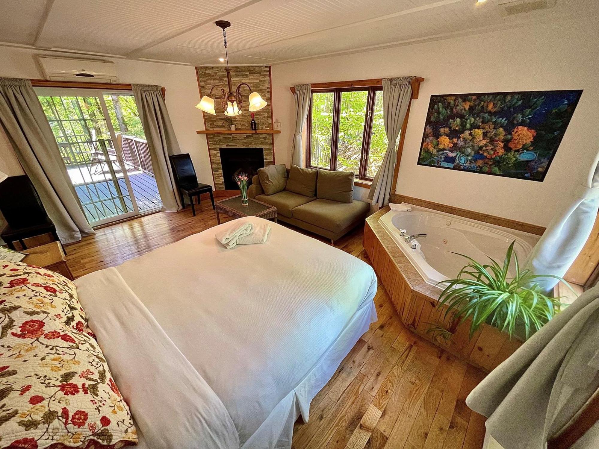 Auberge Spa & Beaux Reves Sainte-Adele Ngoại thất bức ảnh