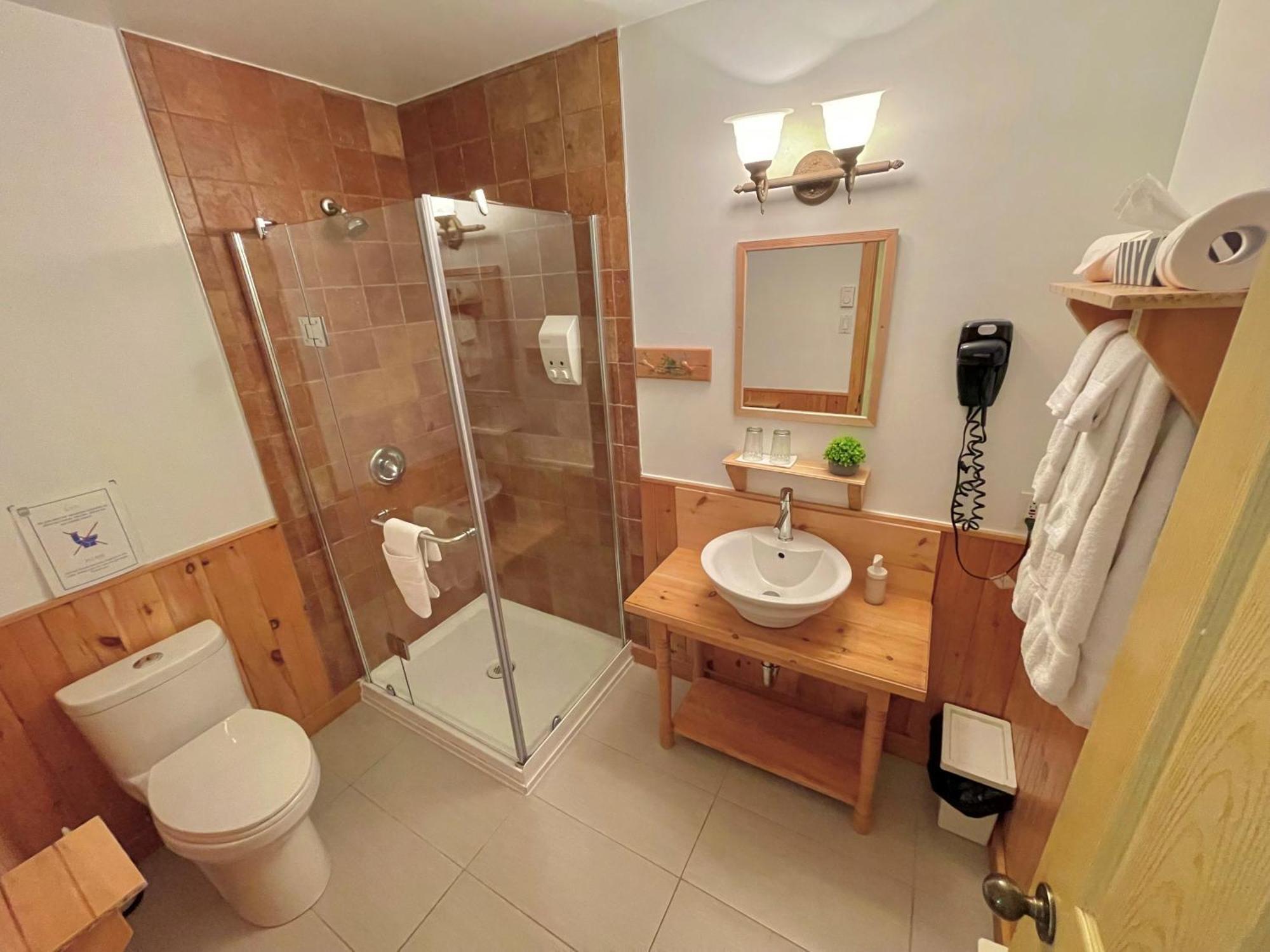 Auberge Spa & Beaux Reves Sainte-Adele Ngoại thất bức ảnh