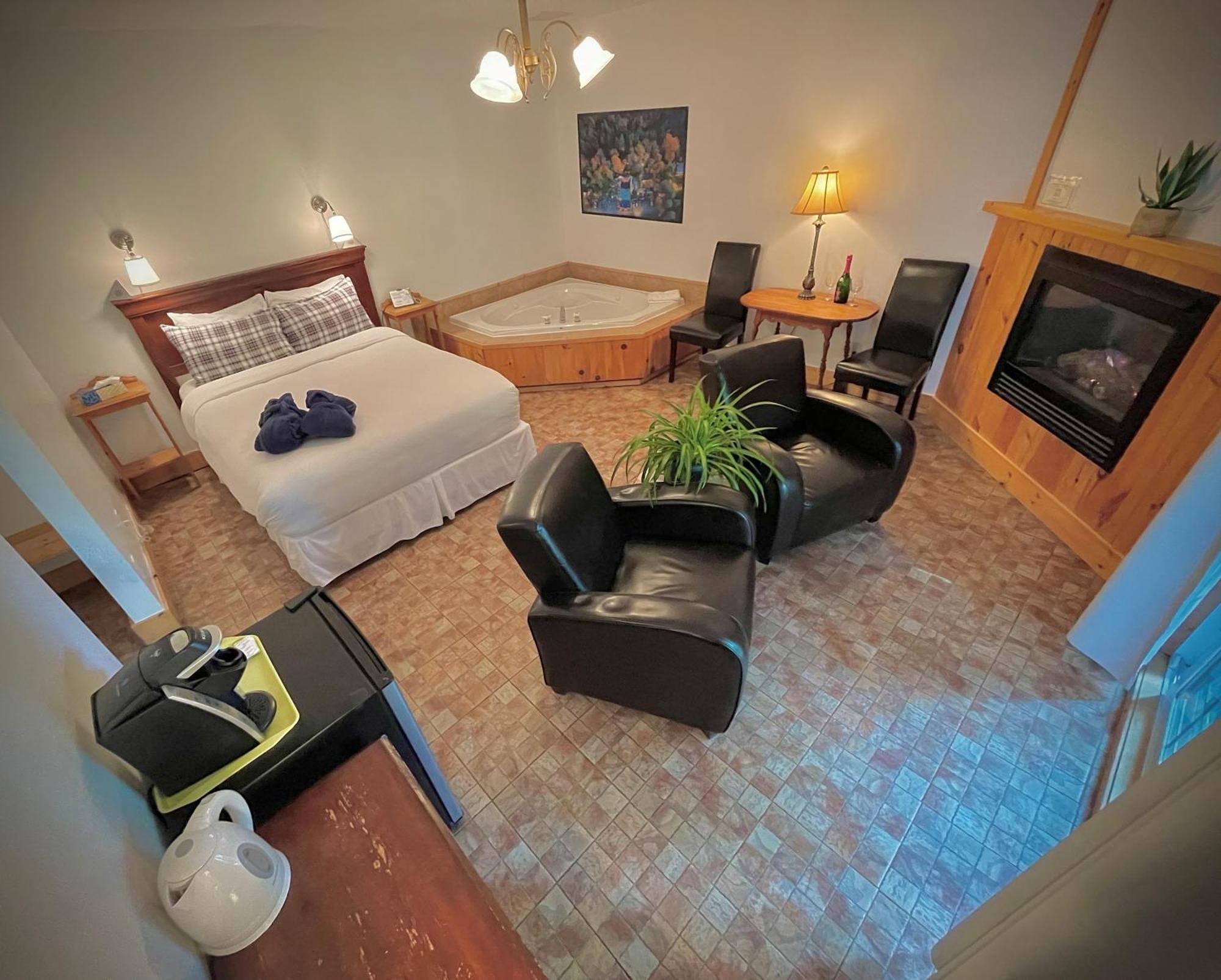 Auberge Spa & Beaux Reves Sainte-Adele Ngoại thất bức ảnh
