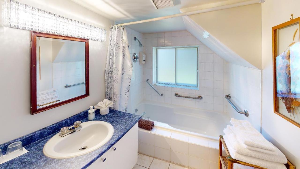Auberge Spa & Beaux Reves Sainte-Adele Ngoại thất bức ảnh