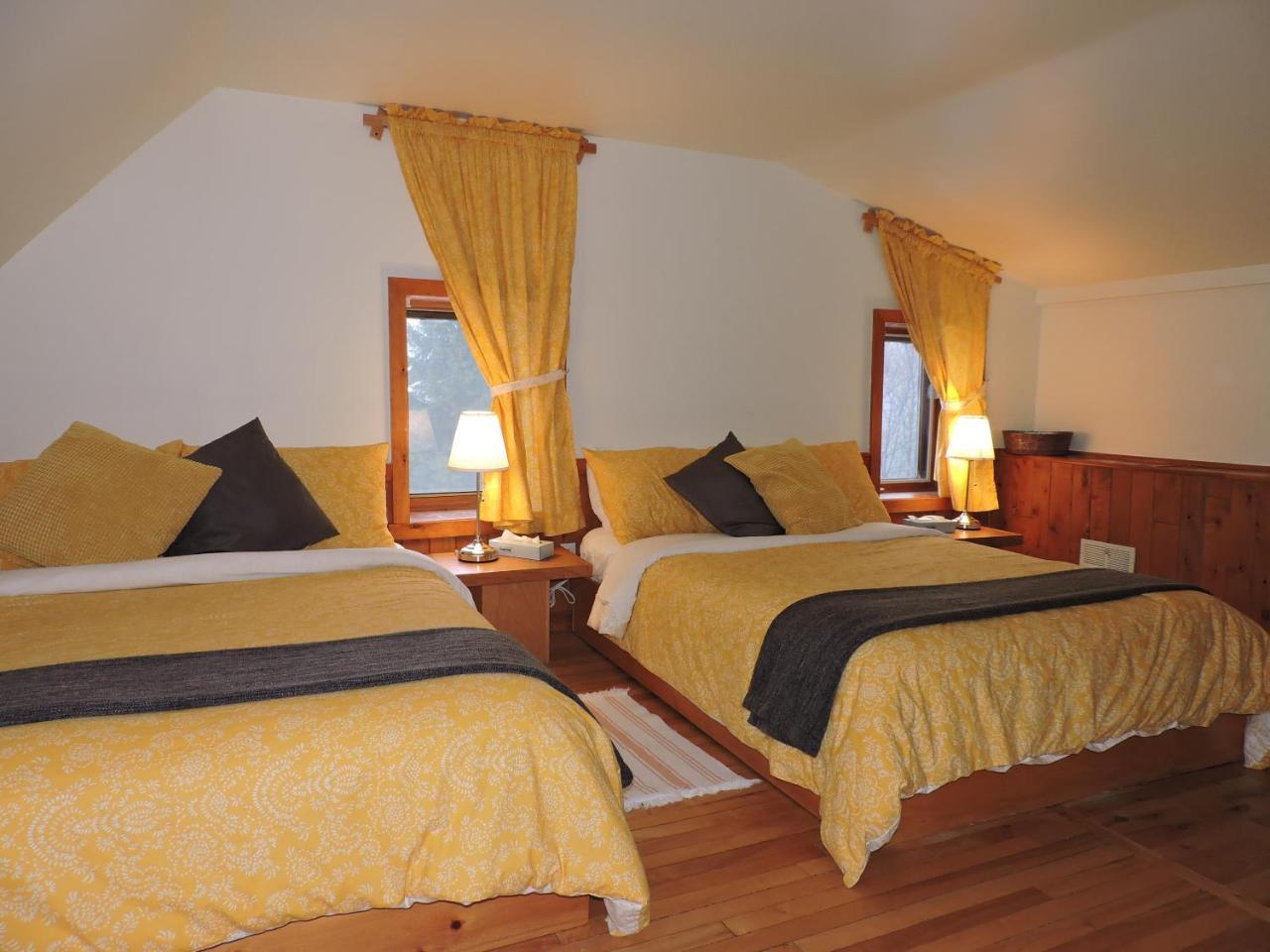 Auberge Spa & Beaux Reves Sainte-Adele Ngoại thất bức ảnh